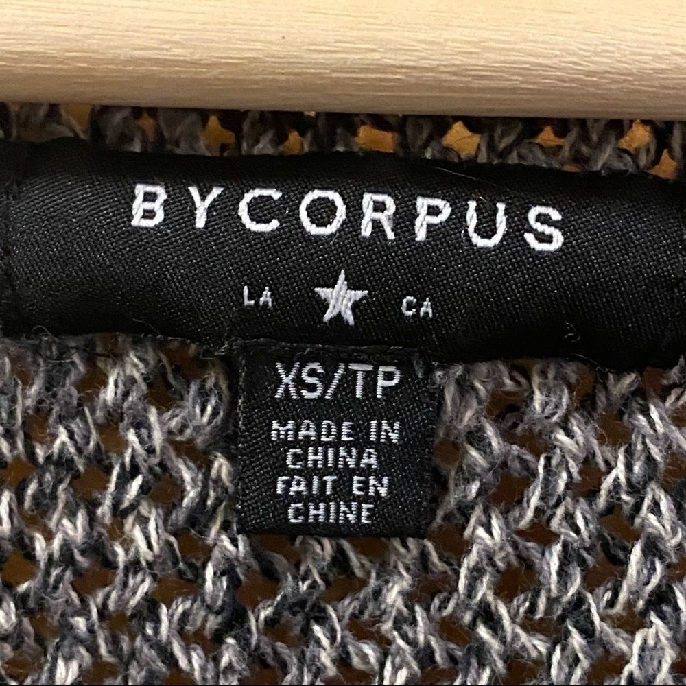 Urban Outfitters UO Bycorpus black grey white marled open knit sweater top XS - Picture 7 of 8